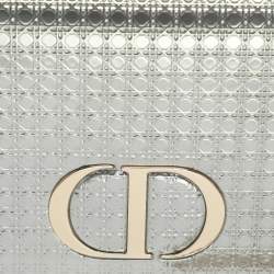 Pre Owned Dior 2 in 1 30 Montaigne Silver Microcannage Patent Leather Pouch