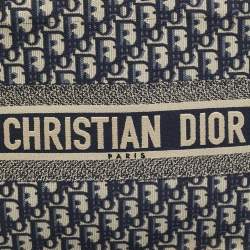 Pre Owned حقيبة كتاب متوسطة قماش مطرز مائل أزرق بحري ديور