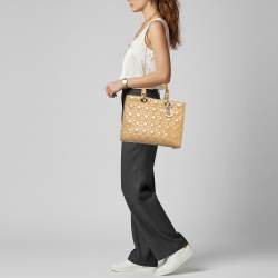 Pre Owned Dior Lady Dior Large Beige Cannage Patent Leather Tote
