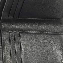 مملوكة مسبقًا Dior Lady Dior Black Cannage Patent Leather Compact Wallet