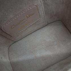 مملوكة مسبقًا Dior Pink Leather Cannage Micro Vanity