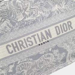 Pre Owned حقيبة كتاب قماش رمادي ديور 36