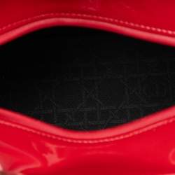 مملوكة مسبقًا حقيبة ديور "ليدي ديور" كاناج أحمر لامع متوسطة الحجم