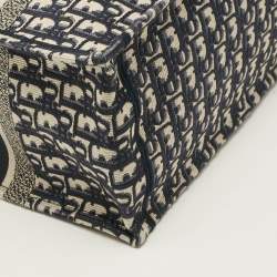 Pre Owned Dior Book Medium Navy Blue Oblique Embroidered Canvas Tote