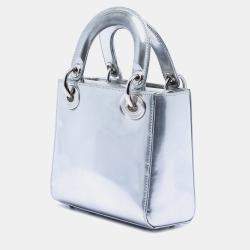 Pre Owned حقيبة ديور ليدي ديور ميني معدنية فضية إصدار محدود بكين الصين مزدوجة البراءة