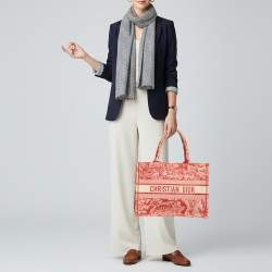 Pre Owned حقيبة يد ديور بووك قماش مطرز بخطوط متعددة الألوان متوسطة