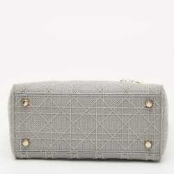 Pre Owned حقيبة يد توتس ديور ليدي دي-لايت قماش مطرز كاناج رمادي فاتح متوسط الحجم