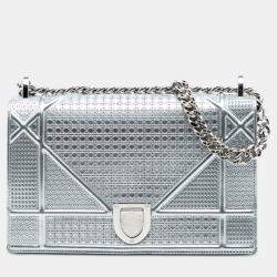 Pre Owned Dior Silver Medium Metallic Patent Microcannage Diorama Flap
