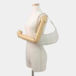 Pre Owned Dior Macrocannage Cd Lounge Hobo Bag Latte White Lambskin