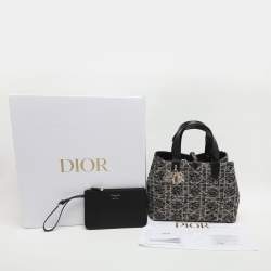 مملوكة مسبقًا Dior Toujours Medium Black/Gold Leather and Tweed Tote