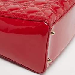 مملوكة مسبقًا Dior Lady Dior Medium Red Cannage Patent Leather Tote