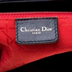 مملوكة مسبقًا حقيبة يد ديور ليدي ديور كبيرة جلد كحلية