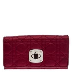 مملوكة مسبقًا Dior Burgundy Quilted Cannage Satin Charming Lock Continental Wallet