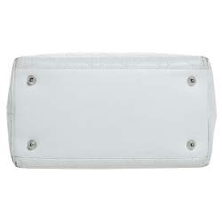 مملوكة مسبقًا حقيبة يد ديور ليدي ديور ناعمة جلد بيضاء