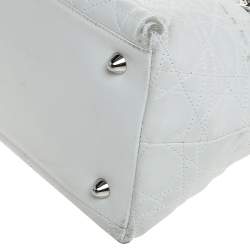 مملوكة مسبقًا حقيبة يد ديور ليدي ديور ناعمة جلد بيضاء