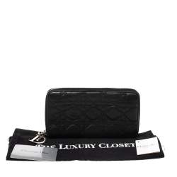 Pre Owned محفظة ديور ليدي ديور بسحاب ملتف جلد لامع كاناج مبطن أسود