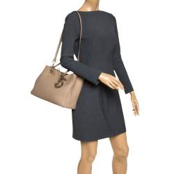 Pre Owned حقيبة شوبر ديور ديوريسيمو جلد بيج متوسطة