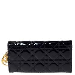 مملوكة مسبقًا محفظة بسلسلة ديور جلد لامع كاناج أسود