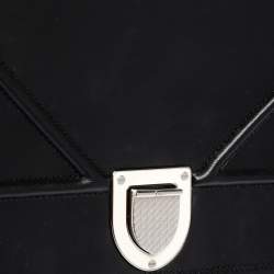 Pre Owned حقيبة كتف ديور ديورما كبيرة جلد ثعبان وجلد بيضاء / سوداء  