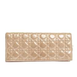 مملوكة مسبقًا حقيبة كلتش ديور جلد كاناج ذهبي متقزح