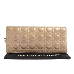 مملوكة مسبقًا حقيبة كلتش ديور جلد كاناج ذهبي متقزح