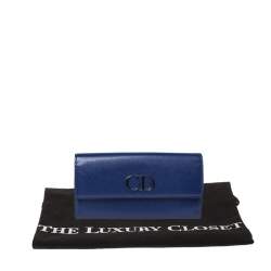 مملوكة مسبقًا Dior Blue Patent Leather Mania Rendez-Vous Wallet on Chain