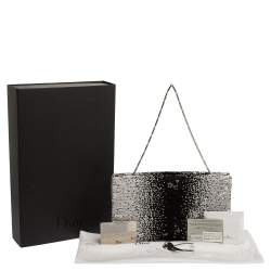 مملوكة مسبقًا Dior White/Black Sequins Chain Clutch