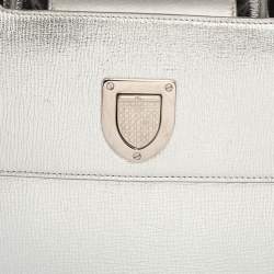 Pre Owned Dior Metallic Silver Leather Medium Diorever Bag