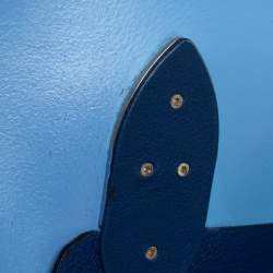 مملوكة مسبقًا حقيبة ديور جلد أزرق محبب كبيرة