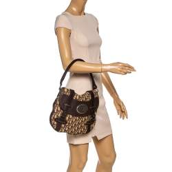مملوكة مسبقًا Dior Brown Oblique Canvas and Leather CD Logo Flap Hobo