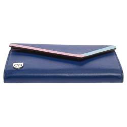 مملوكة مسبقًا Dior Electric Blue Leather Explore Chain Telephone Pouch 