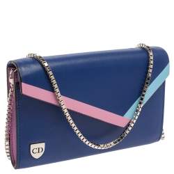 مملوكة مسبقًا Dior Electric Blue Leather Explore Chain Telephone Pouch 