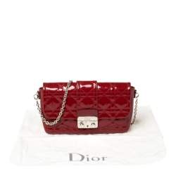 مملوكة مسبقًا حقيبة كلاتش ديور سلسلة نيو لوك جلد لامعة كاناج سوداء