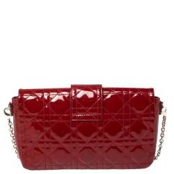 مملوكة مسبقًا حقيبة كلاتش ديور سلسلة نيو لوك جلد لامعة كاناج سوداء