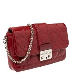 مملوكة مسبقًا حقيبة كلاتش ديور سلسلة نيو لوك جلد لامعة كاناج سوداء