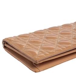 Pre Owned Dior Beige Quilted Cannage Patent Leather Lady Dior Chain Clutch
