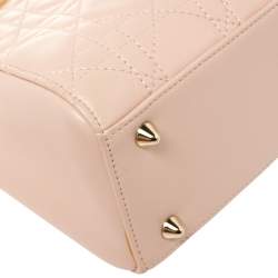 مملوكة مسبقًا Dior Light Pink Cannage Leather Lady Dior Double Chain Bag