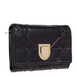 مملوكة مسبقًا Dior Black Leather Diorama Compact Wallet