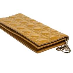 Pre Owned حقيبة كلتش ديور ليدي ديور جلد كاناج بيج لامع بسلسلة