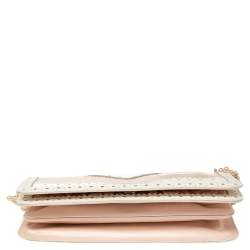 مملوكة مسبقًا Dior Beige Satin and Patent Leather D'Trick Clutch