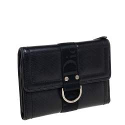 مملوكة مسبقًا Dior Black Textured Leather Compact Wallet