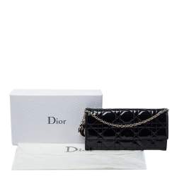 Pre Owned محفظة بسلسلة ديور ليدي ديور جلد لامعة كاناج سوداء
