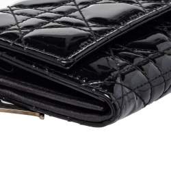 Pre Owned محفظة بسلسلة ديور ليدي ديور جلد لامعة كاناج سوداء