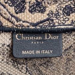 Pre Owned حقيبة يد ديور توال دو جوي بوك كانفاس مطرزة زرقاء/ بيج