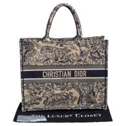 Pre Owned حقيبة يد ديور توال دو جوي بوك كانفاس مطرزة زرقاء/ بيج