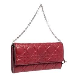 مملوكة مسبقًا محفظة بسلسلة ديور ليدي ديور جلد كاناج حمراء