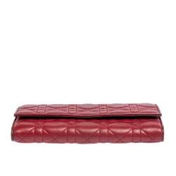 مملوكة مسبقًا محفظة بسلسلة ديور ليدي ديور جلد كاناج حمراء