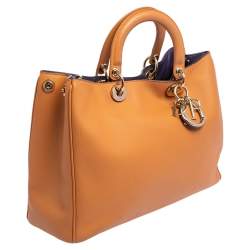 مملوكة م سبقًا حقيبة يد توتس ديور ديوريسيمو شوبر جلد بني فاتح كبيرة