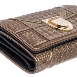 Pre Owned Dior Metallic Gold Micro Cannage Leather Diorama Trifold Wallet