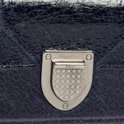 مملوكة مسبقًا Dior Blue Crinkled Leather Diorama Trifold Wallet